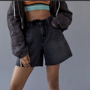 NEW BDG Pull-On Baggy Denim Short